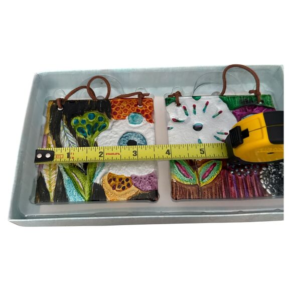 C.R. Gibson Bloom Suncatcher Set of 2 Floral Glass Panels with Leather Hangers - Picture 3 of 5